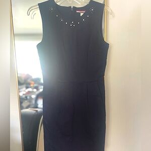 Tommy Hilfiger Black Sleeveless dress with studded collar and pockets #dress